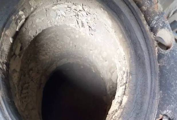 管道结垢图.png 管道结垢图.png